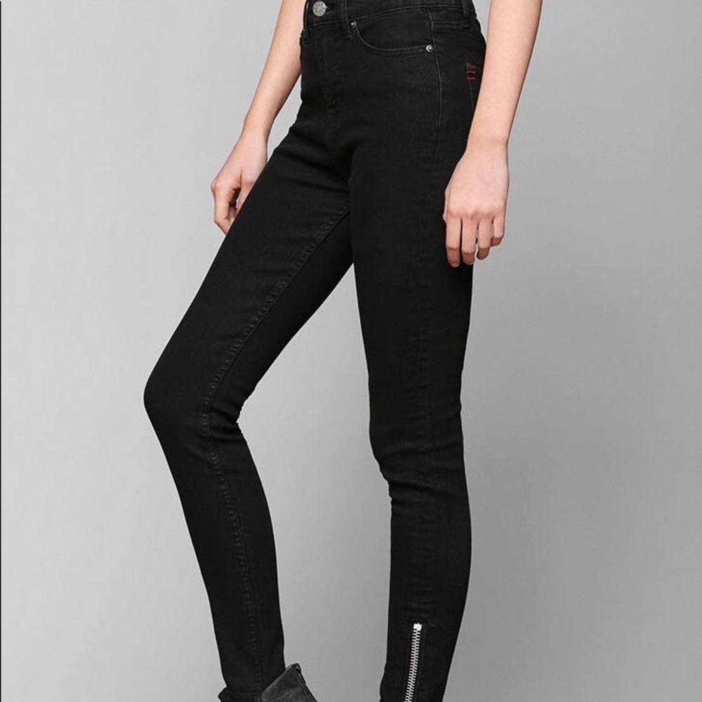 BDG Twig High Rise Ankle Zip Jean